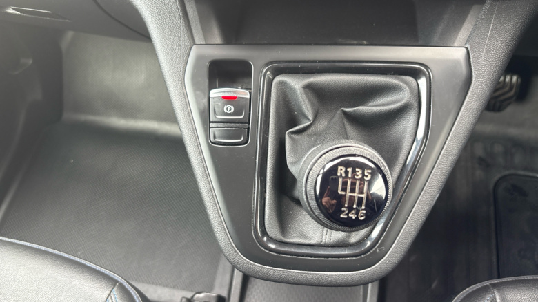 Nissan Townstar L1 Petrol 1.3 Tekna Van